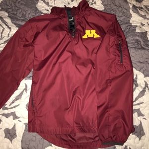 Size Small U of M wind breaker